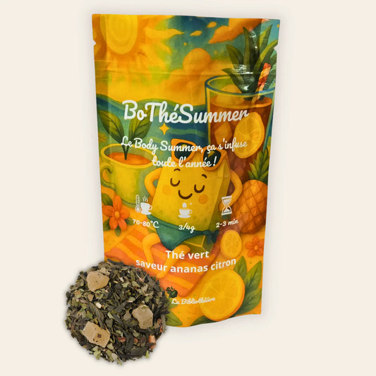 Thé vert en vrac BoThéSummer, mélange premium saveur ananas et citron par La Bibliothéière. Sachet refermable de thé en feuilles de qualité avec ingrédients naturels apparents.